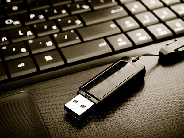 USBメモリが正常に切断できない?!　原因はコレ!