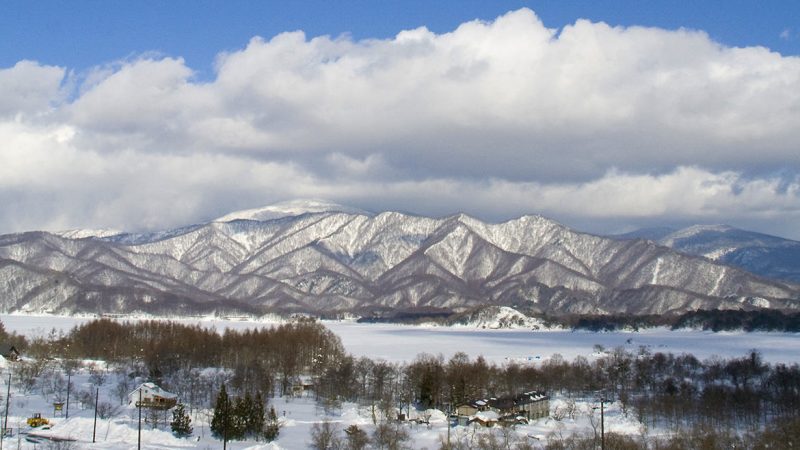 栃木県のスキー場で雪崩 ８人死亡の悲劇